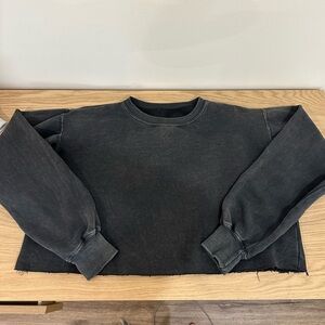 Brandy Melville / John Galt super cropped crewneck sweatshirt